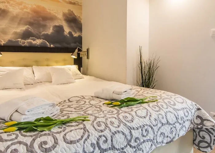 Hotelove Z Sauną Przy Strumieniu