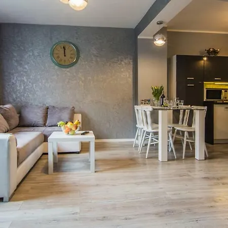 Hotelove Z Sauna Przy Strumieniu