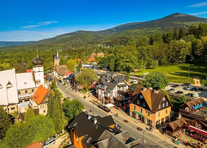 Hotelove Z Sauna Przy Strumieniu